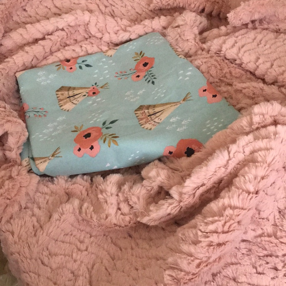 Adorable blush mauve teepee floral minky blanket